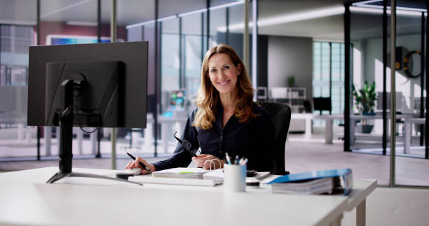 istock Business Invoice Tax Management 2004490166