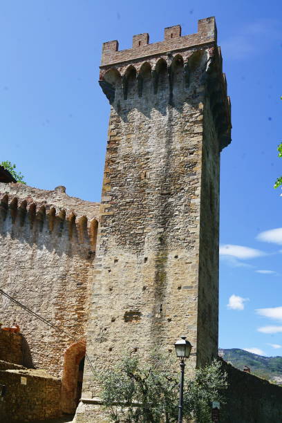 istock Brunelleschi Tower in Vicopisano 2004587416