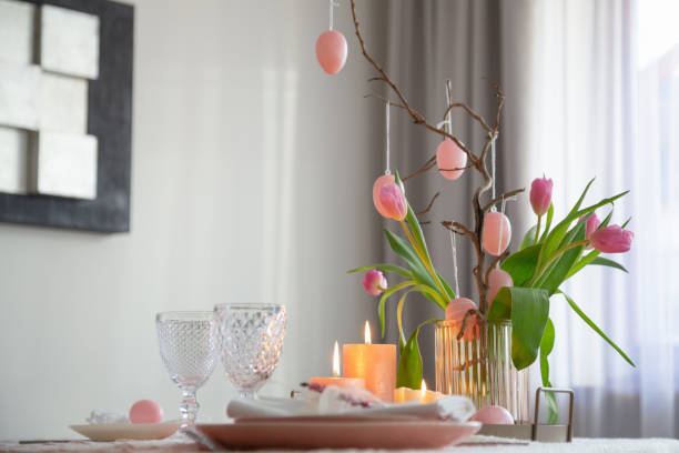istock Easter pink vintage decor at home 2004666881