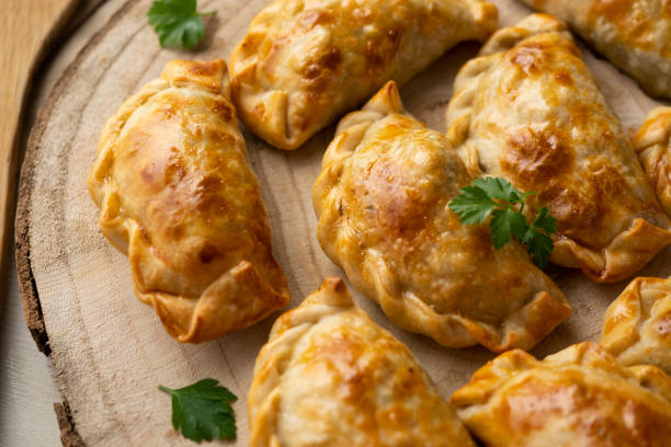 istock Baking delicious Argentine empanadas with chicken and vegetables. 2005198719