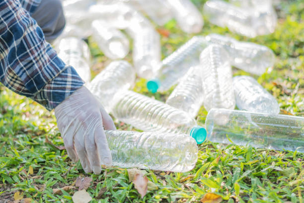 istock Store waste plastic bottles in cardboard boxes. 2005617289