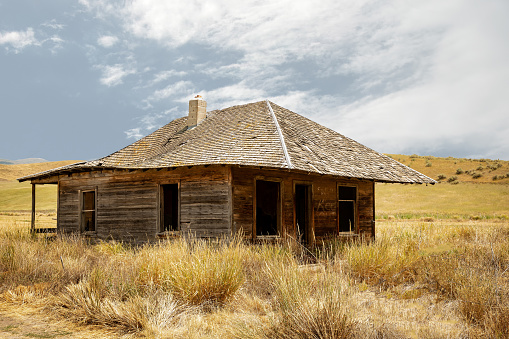 Desert farm house - abandoned