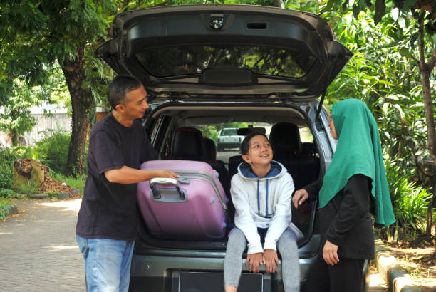 istock A family is preparing road trip. 2006810610