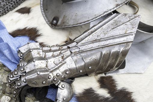 Protection and security detail for medieval knights