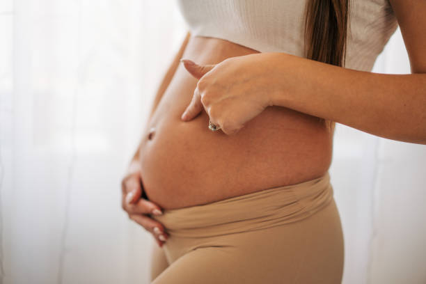 istock a pregnant woman 2007204506