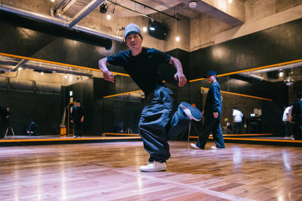 istock Japanese hip hop dancer performing in the dance studio 2007849090