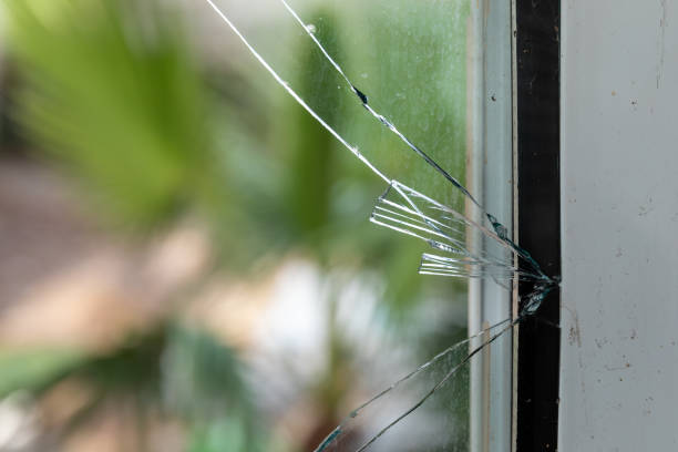 istock Broken Glass Window Burglary: Emergency Glass Replacement and Property Damage 2007990532