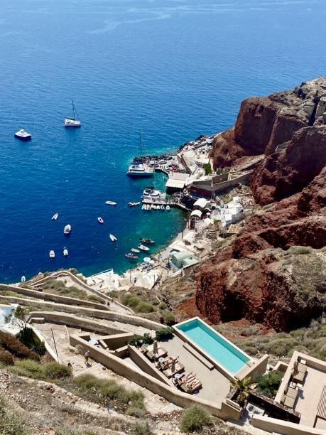 istock Peaceful village and coastline in Santorini 2008122106