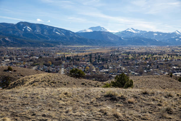 istock The town of Salida 2008670648