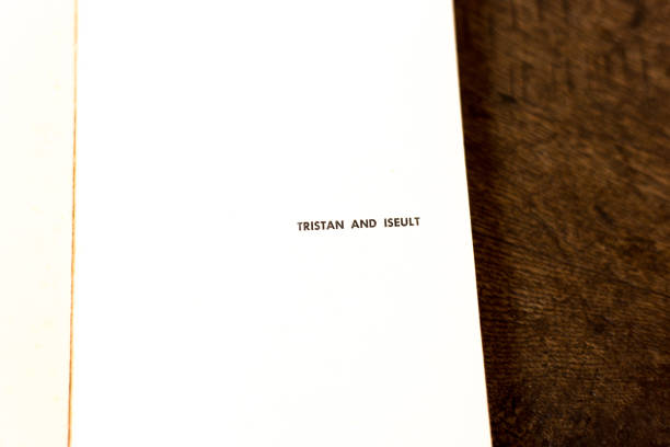 open book, title page: tristan and iseult - isolde fotografías e imágenes de stock