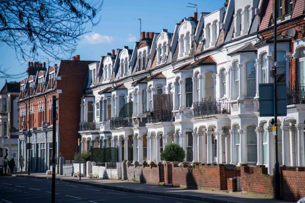 istock Row of Houses in Fulham 2008802205