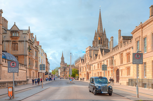 View of High Street road with Cityscape of Oxford - St Mary's University Church