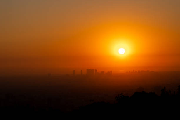 istock Sunset in Los Angeles 2009936781