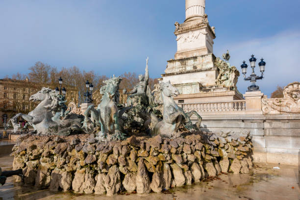 Picture of The Girondists monument, in Bordeaux.  With the fountain the foreground.  Located in Place des Quinconces