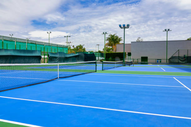istock Referee watching the tennis court 2010886186