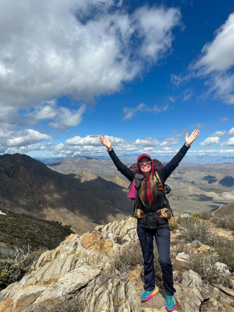 Happy Backpacker Pacific Crest Trail Southern California pacific crest trail stock pictures, royalty-free photos & images