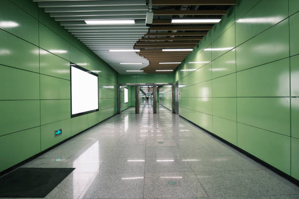 Aisle with green walls