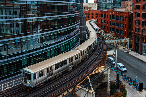 Chicago elevated trains on tracks above the city,  Chicago, Illinois, USA, North America