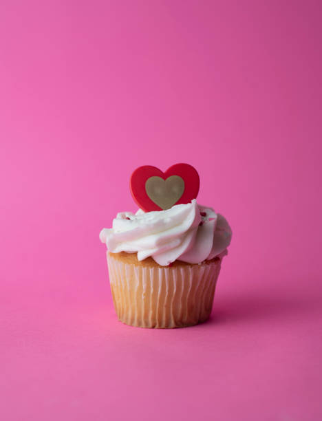 istock White and Red with Pink Background, Valentines Cake. 2013746858