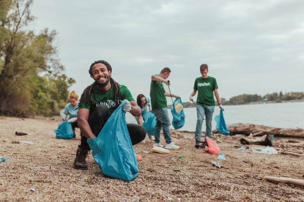 istock African american volunteer recycling 2013963445