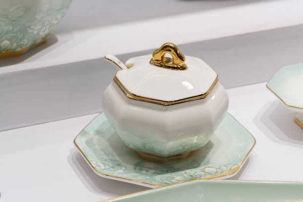 Porcelain on the table: bowls and plates