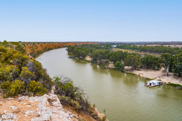 istock Big Bend on the Murray River, South Australia 2015162503