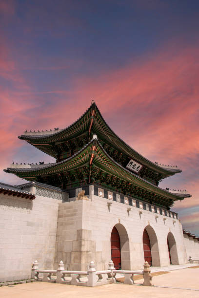 istock Gyeongbokgung Palace 2015595737