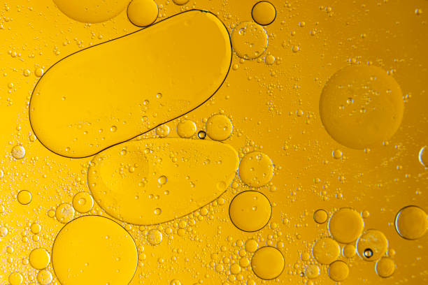 istock Textures and backgrounds obtained by mixing water and oil. Then record the image with a macro lens. 2016899991