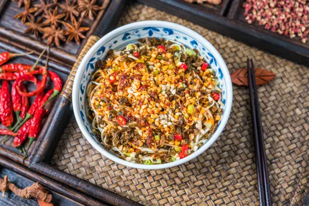 Yibin cuisine in Sichuan, China - Yibin fried noodles