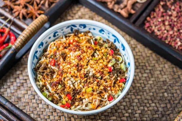Yibin cuisine in Sichuan, China - Yibin fried noodles