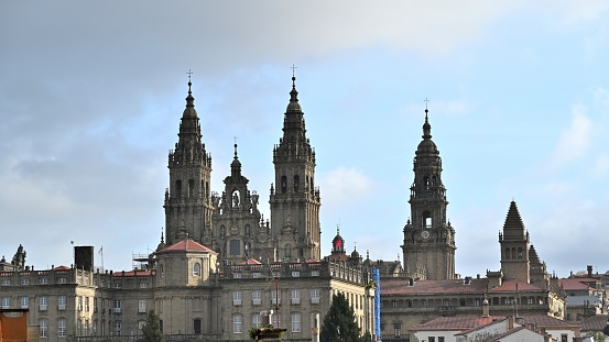 Santiago de Compostela, A city of northwest Spain, the capital of Galicia, near the confluence of the Saar and Saarela rivers. The Middle Ages were a place of pilgrimage. Many Christian churches, temples, tombs, etc. There are Romanesque and Gothic buildings, castles and so on.\n      According to legend, James the Great, one of the twelve disciples of Jesus, is buried here and is one of the Catholic pilgrimage destinations. Since the Middle Ages, pilgrims have come here in a continuous stream, and even from all over France through northern Spain to form a famous pilgrimage route.\n      Santiago de Compostela was declared a World Heritage Site in 1985. The \