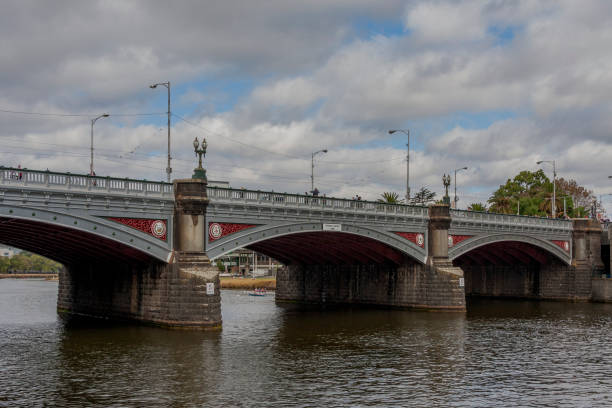 istock Princes Bridge over the Yarra River, Melbourne CBD, Australia 2017931553