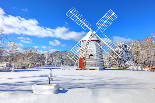 The Eastham Windmill is believed to be the oldest and last working gristmill on Cape Cod. Owned and maintained by the Town of Eastham