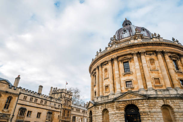 istock Radcliffe Camera, Oxford University, England 2018963072