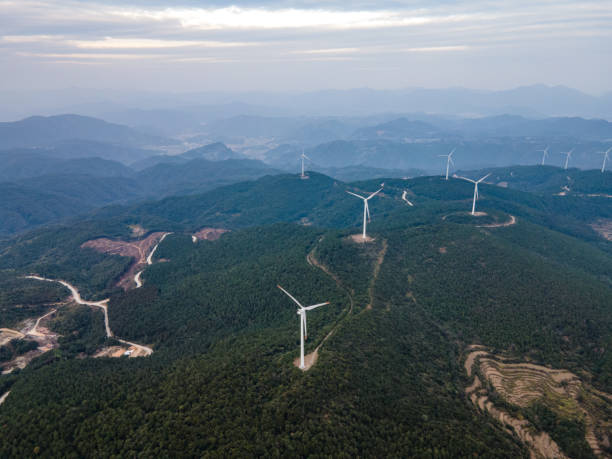 istock A group of wind turbines on a sunny mountain 2019002988