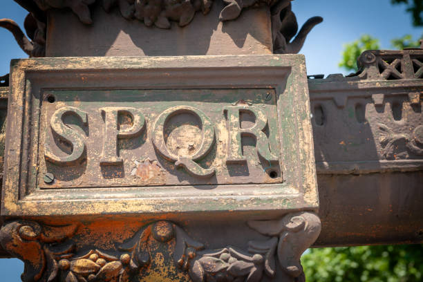 istock Abbreviation close-up letters SPQR 2019020084
