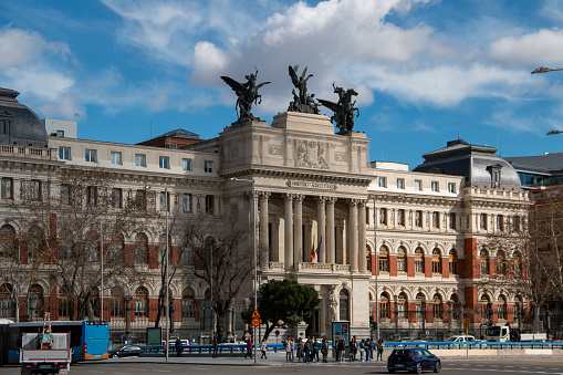 El edificio del Ministerio de Agricultura era el Antiguo Palacio de Fomento, construido a finales del siglo XIX, destaca por sus claras trazas renacentistas. Uno de los edificios más impresionantes de Madrid