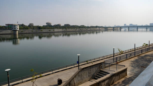 istock Road at Riverfront at Sabarmati river, Ahmedabad 2020263270