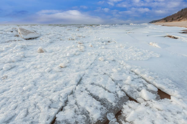 istock Winter, Lake Michigan at Saugatuck Dunes 2020385865