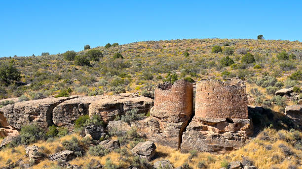 Twin Towers At Hovenweep National Monument - fotografia de stock