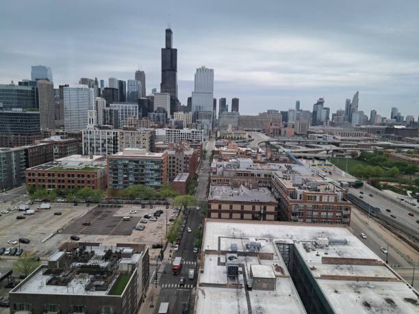 istock General View of Downtown Chicago 2021680869