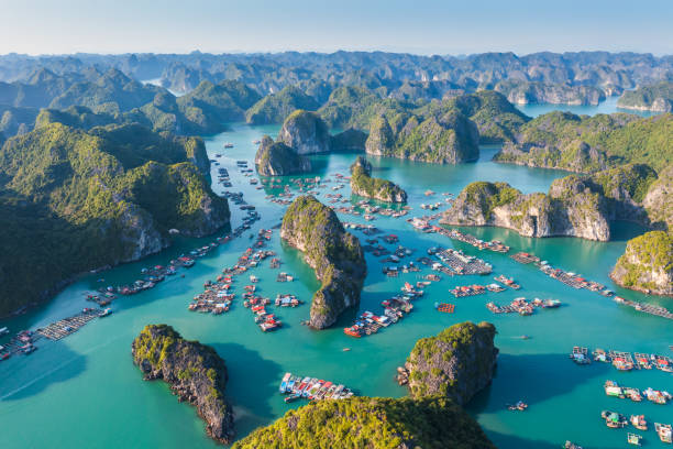 istock Ha Long Bay, Vietnam 2022380759