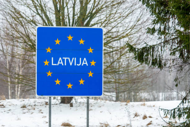 istock Latvian border road sign 2022467715