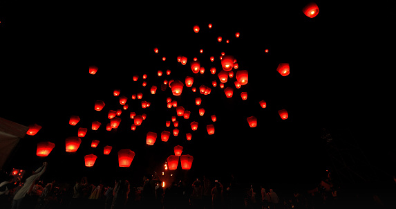 Taiwans Lantern Festival holds traditional sky lantern prayers in Pingxi, symbolizing good luck and peace in the New Year