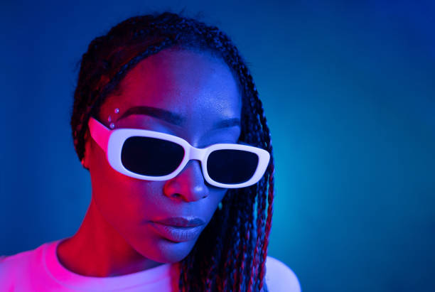 istock Woman wearring sunglasses 2022805506