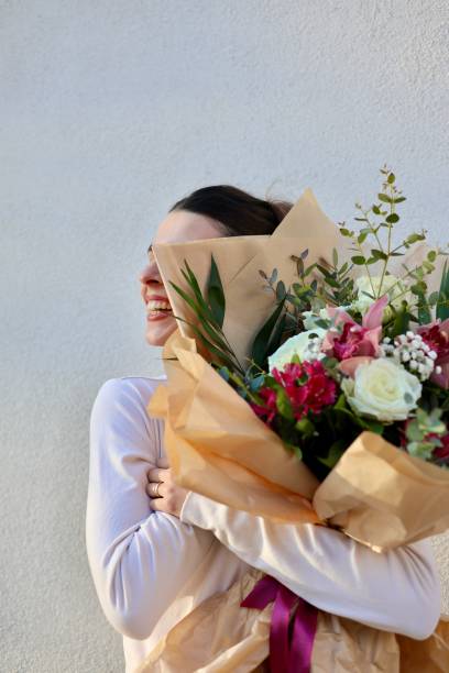 istock Flower Girl 2022904067