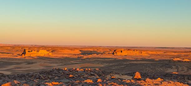 istock The red oasis Timimoun in Algeria 2023184333