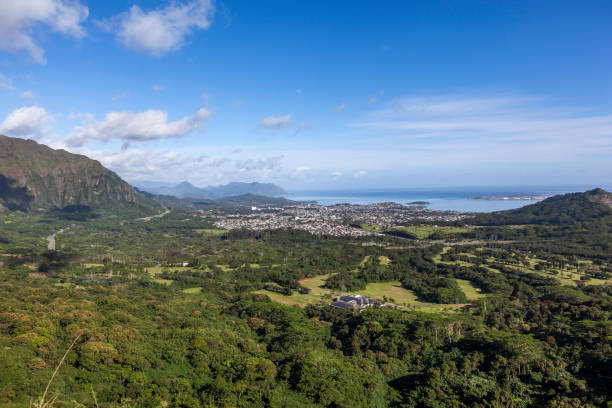 istock island view, oahu, hawaii 2023230732