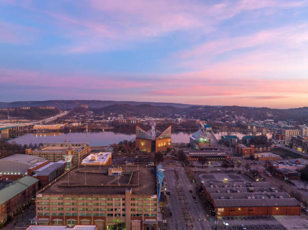 istock Downtown Chattanooga Cotton Candy Sky 2023387345