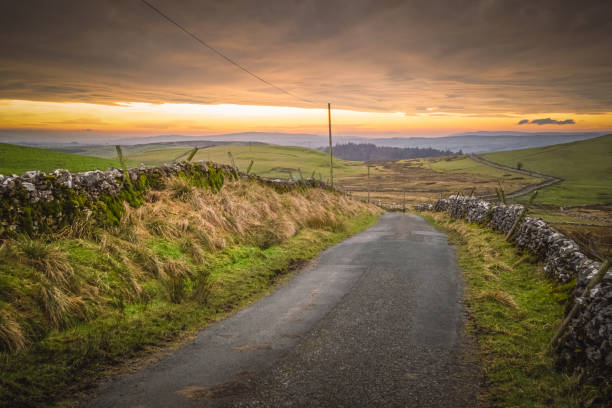 istock Walking the Settle Loop in the Yorkshire Dales 2023423254